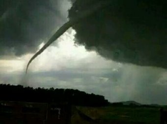 宾馆床下的哭声